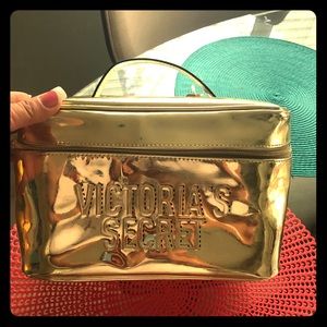 Victoria Secret Train case